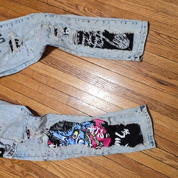 Jeans - Picture 2 of 4